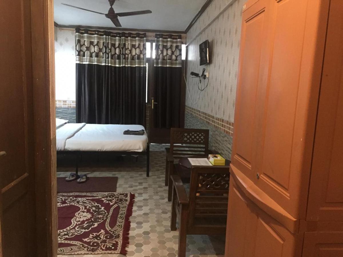 Hotel O Hya'S Homestay Dehradun Exterior photo
