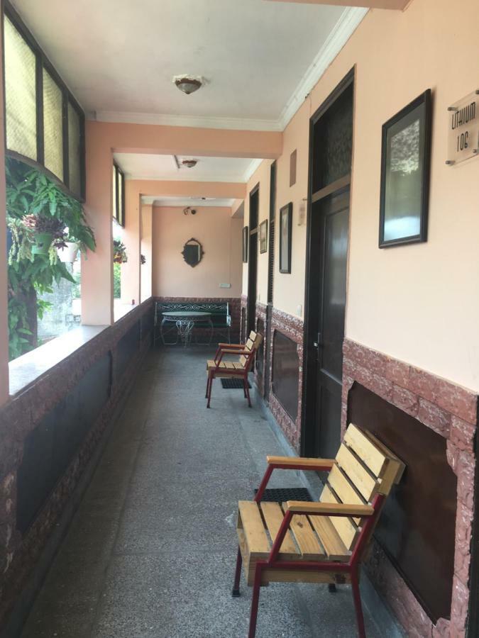 Hotel O Hya'S Homestay Dehradun Exterior photo